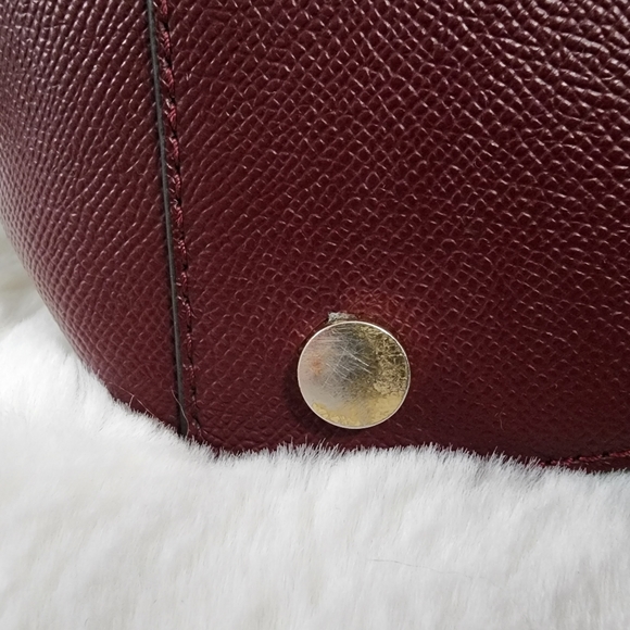 Michael Kors Handbag; Voyager East West Crossgrain Leather Tote - Picture 13 of 13